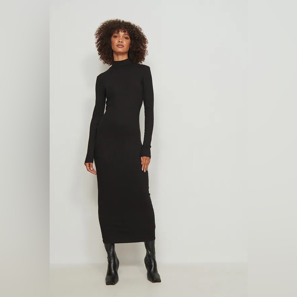 NA-KD High Neck Long Sleeved Midi Rib Dress